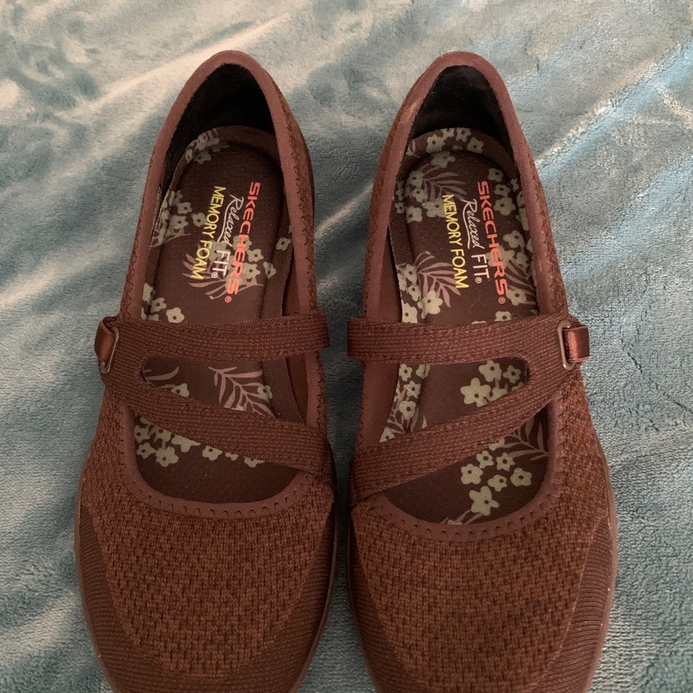 Skechers shoes